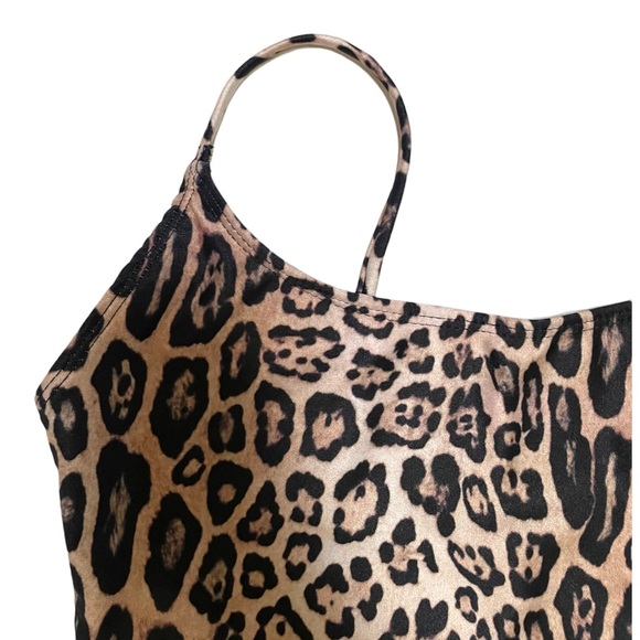 Onzie Leopard Belle Cami Crop Top, Size S/M - Picture 5 of 10